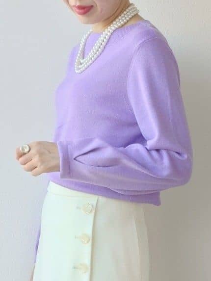 MUTSUKOさんの「UNTITLED｜【きれいめ/洗える】ラメ入りワイドボートネックニット」を使ったコーディネート