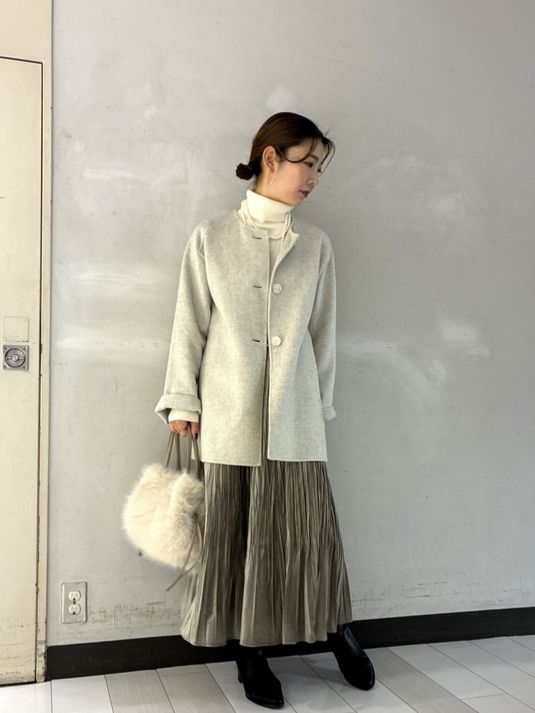 Rinさんの「UNTITLED｜【ミディ丈/軽やか】セミラグランリバー コート」を使ったコーディネート