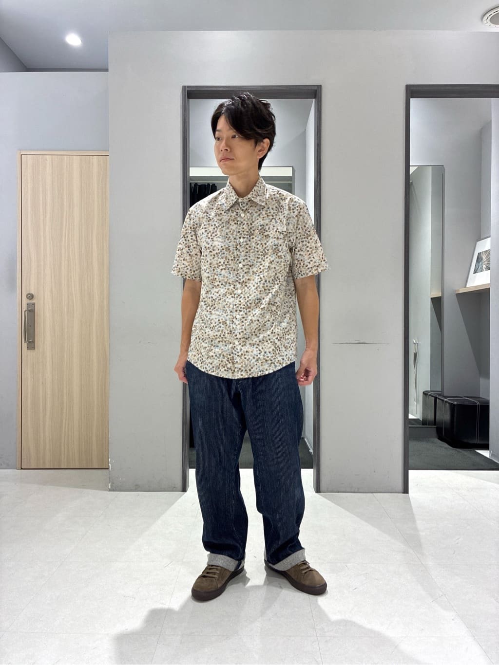 わいずみさんの「TAKEO KIKUCHI｜フルベジタンニンレザー バックパック」を使ったコーディネート