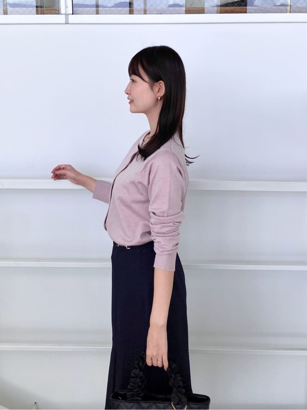 みさかさんの「index｜カルゼツイードアシメフレアスカート【洗濯機OK／防シワ／イージーアイロン／抗ピル】」を使ったコーディネート