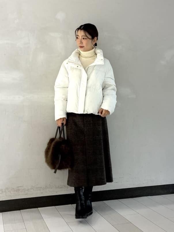 Rinさんの「UNTITLED｜【トレンド/撥水機能/防寒】ショートダウンコート」を使ったコーディネート