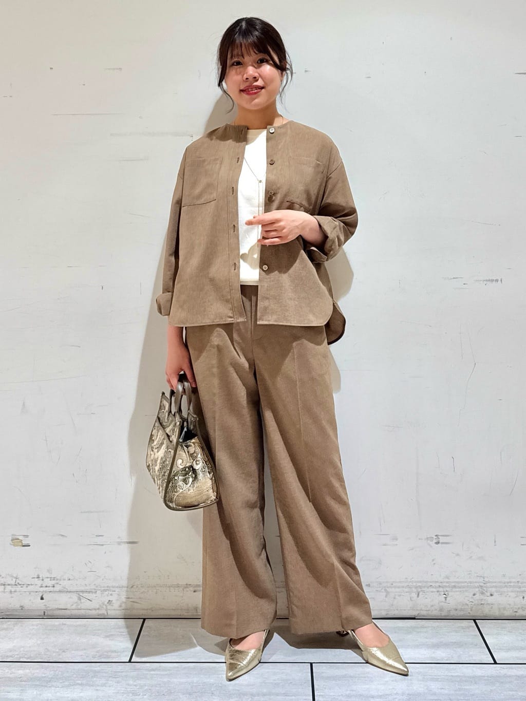 nanaさんの「UNTITLED｜【洗える/前後2WAY】ネックプルオーバーニット」を使ったコーディネート