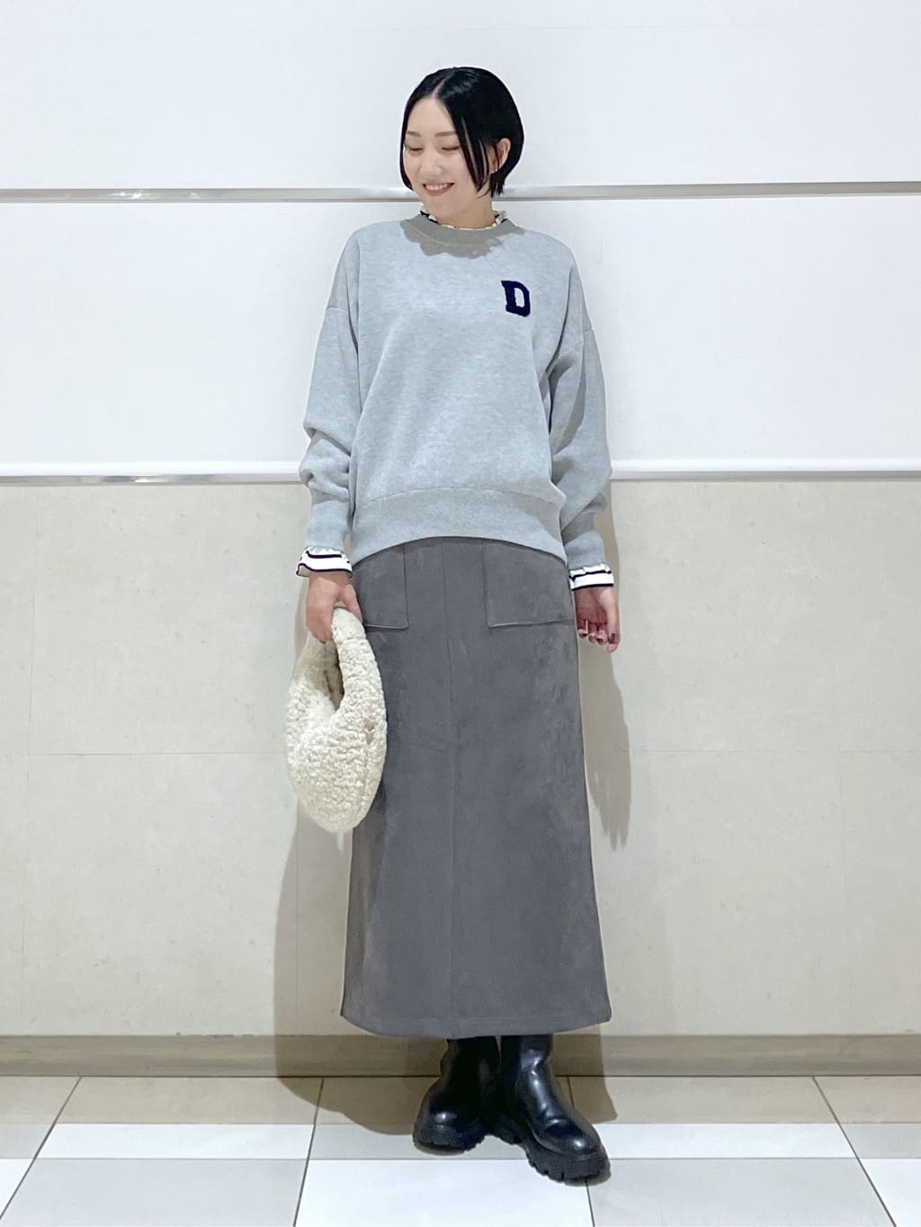 eriko さんの「Dessin｜【洗える】Dサガラ刺繍ワッペン付きニット」を使ったコーディネート