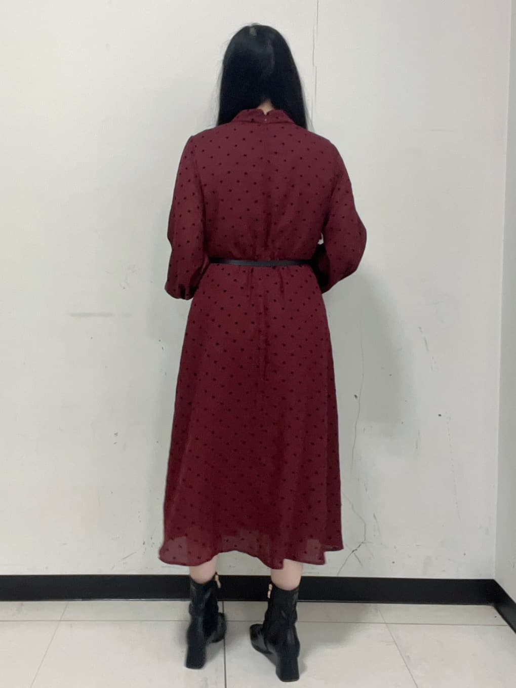 Hitomiさんの「index｜ドットデザインタックワンピース【洗濯機OK／イージーアイロン】」を使ったコーディネート