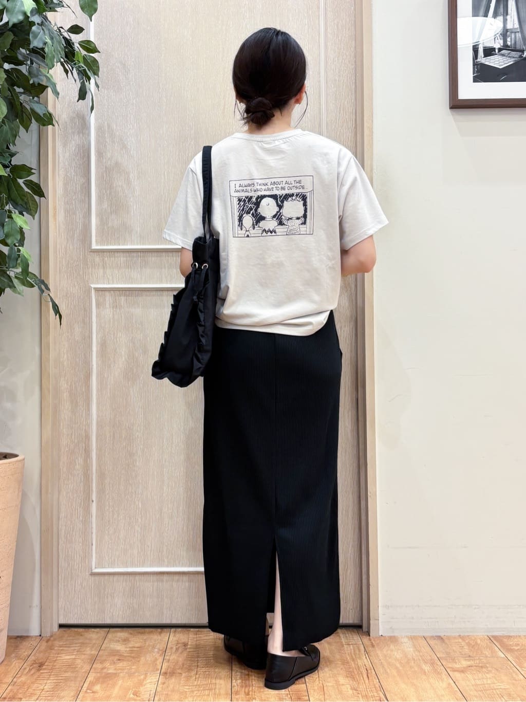 なみさんの「SHOO･LA･RUE｜【S-LL】程よい透け感 ストライプ柄 お袖ギャザーデザインシャツ」を使ったコーディネート