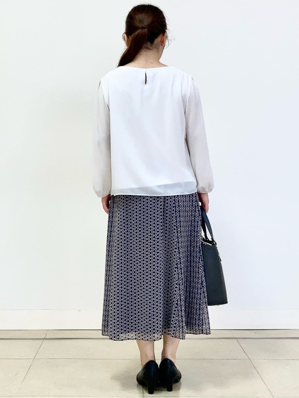 tomominさんの「Reflect｜【SS-4Lサイズ】ピンタック&times;スカラレースブラウス」を使ったコーディネート