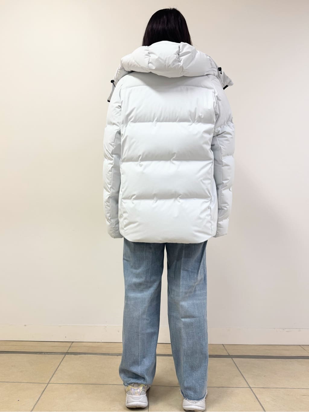 なかもとあきさんの「DRESSTERIOR｜【700フィルパワー/高品質ダウン】ホワイトグース ホットメルトダウンMark2」を使ったコーディネート