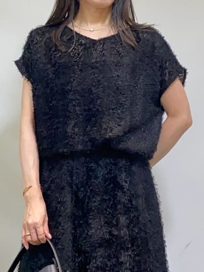 tomoさんの「UNTITLED｜【短丈/日本製】カラミ風メッシュ ノーカラージャケット」を使ったコーディネート