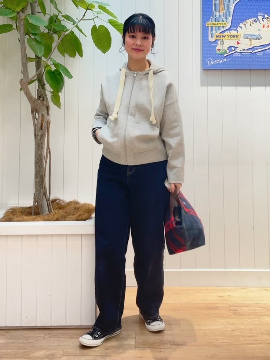 mikaさんの「Dessin｜【洗える】デニムカーブパンツ」を使ったコーディネート