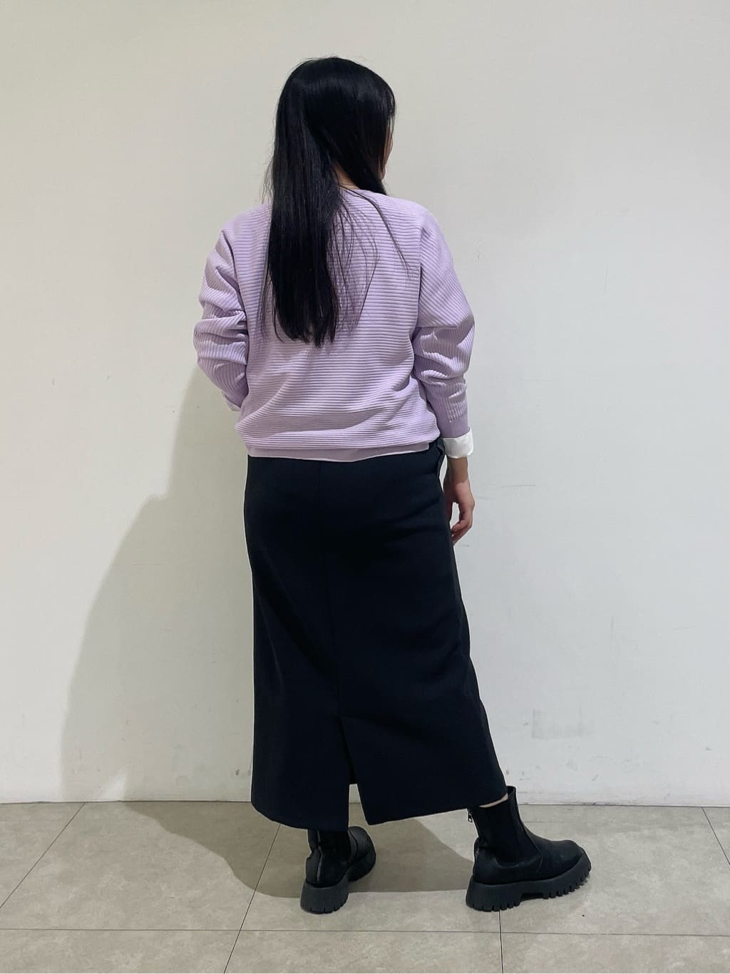 emikaさんの「INDIVI｜【洗える／体型カバー】美シルエットニット」を使ったコーディネート