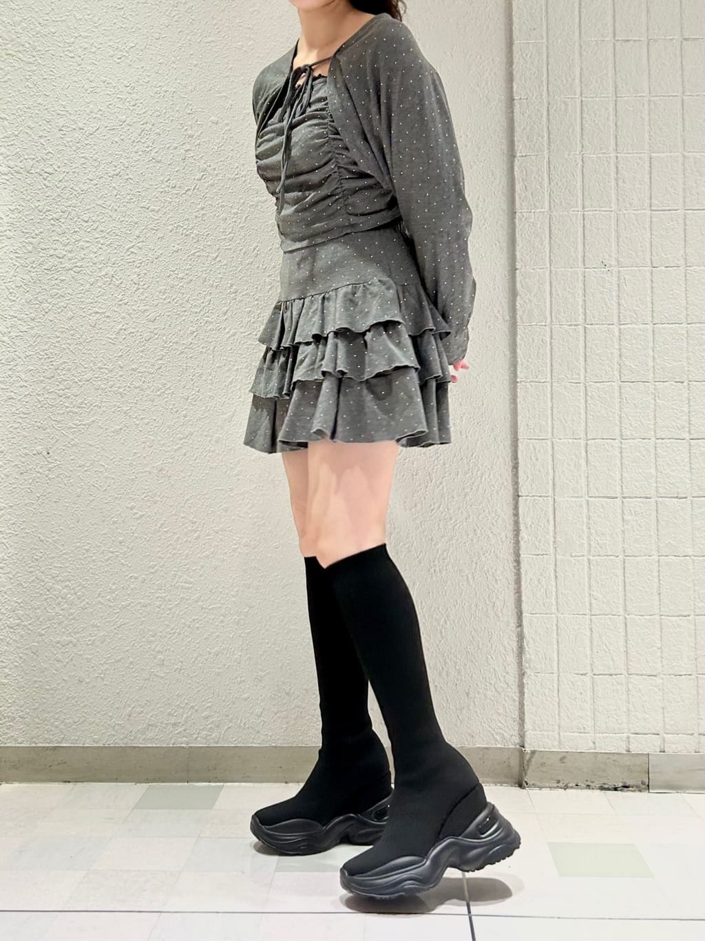 takeさんの「ESPERANZA｜スニーカーソールストレッチロングブーツ」を使ったコーディネート