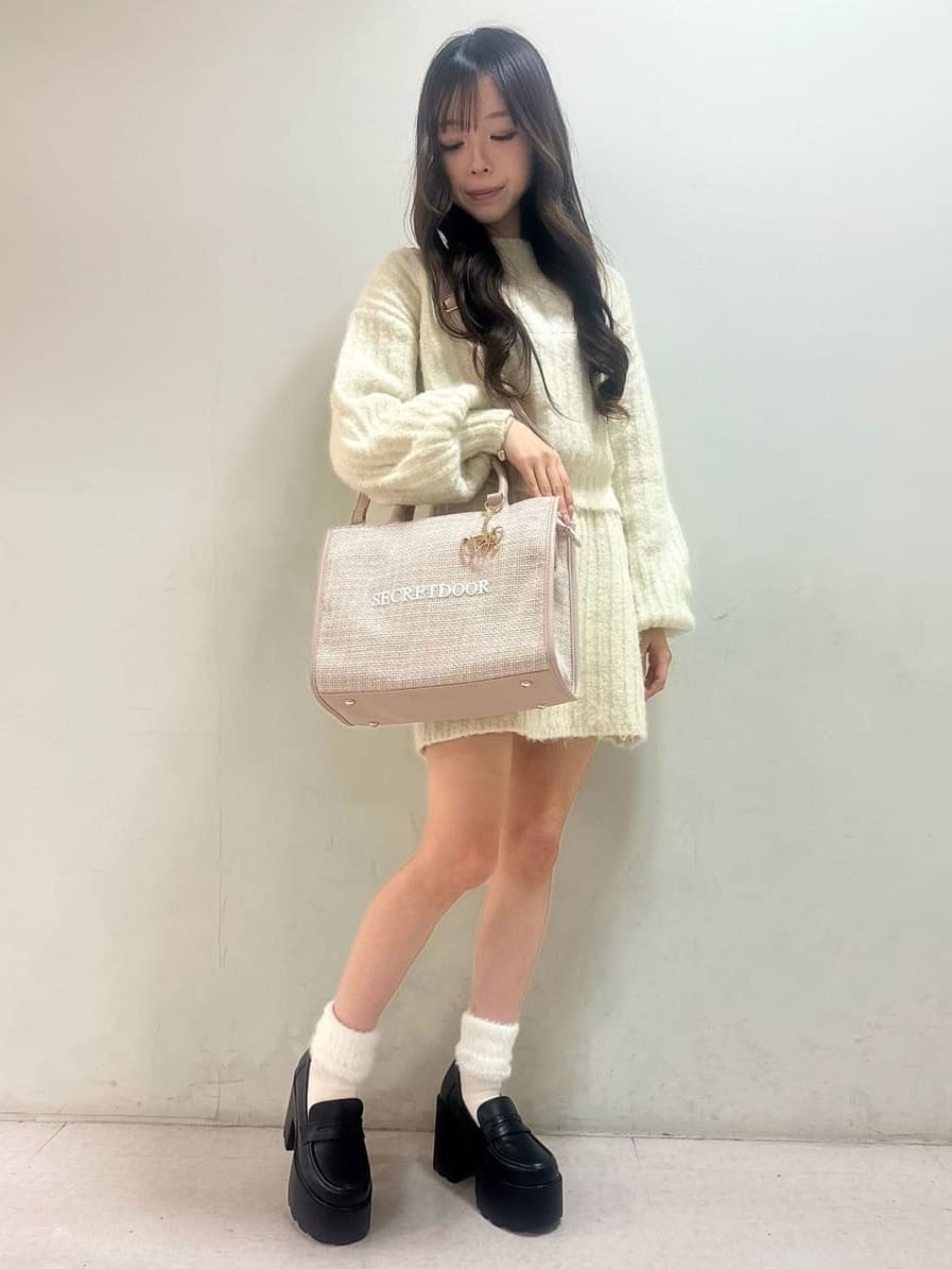 ayakaさんの「ESPERANZA｜2way ツイードトートバッグ」を使ったコーディネート
