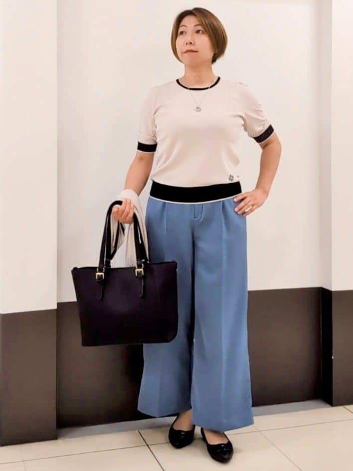 じゅりさんの「Reflect｜【WEB先行カラーあり／手洗い可／アンサンブル可】バイカラーカーディガン」を使ったコーディネート