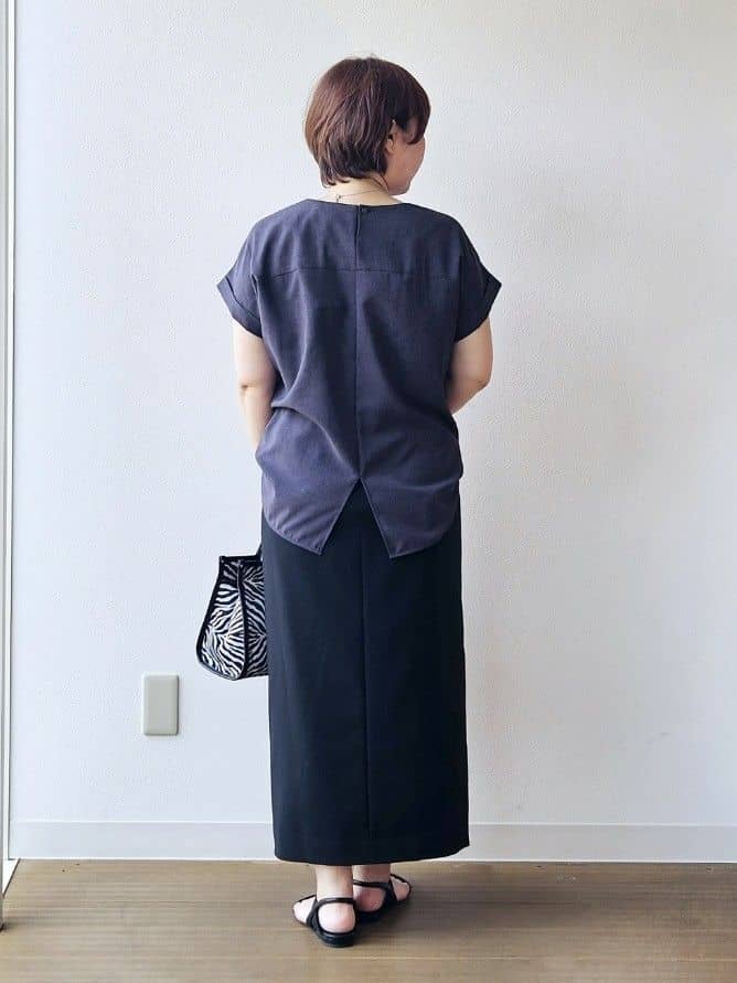 やじまさんの「UNTITLED｜【セットアップ可/洗える】スラブナロースカート」を使ったコーディネート