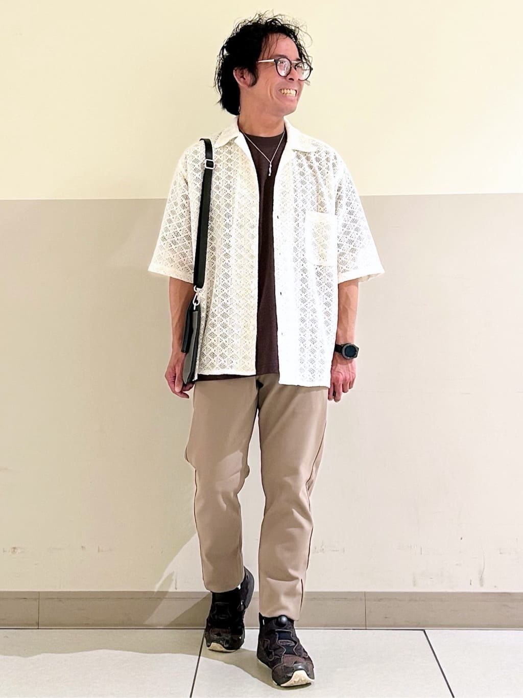 KENJI Iさんの「THE SHOP TK｜クラフトレース半袖シャツ 【洗濯機OK】」を使ったコーディネート