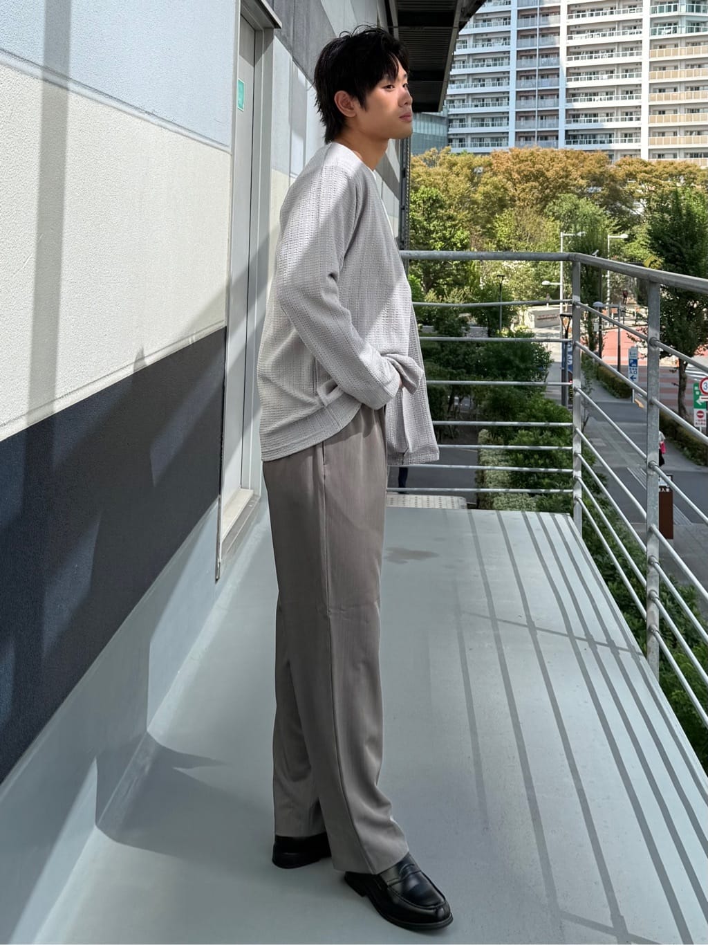 はちゃさんの「THE SHOP TK｜【セットでお買い得！！】長袖カーディガン＋半袖Tシャツ　洗濯機OK/吸水速乾(Tシャツのみ)」を使ったコーディネート