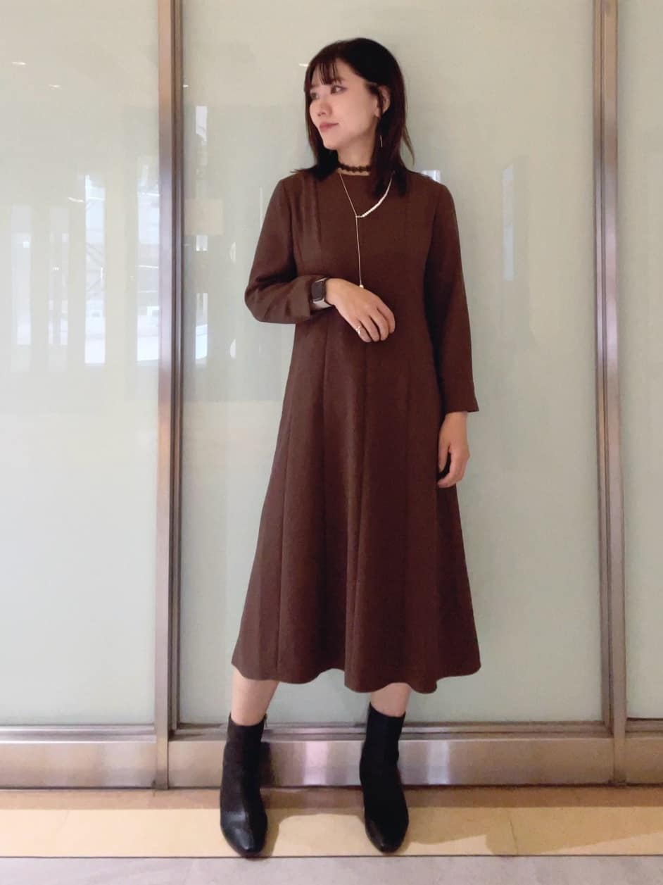 mayutaさんの「INDIVI｜【エアリー素材】ブークレ着流しニットカーディガン」を使ったコーディネート