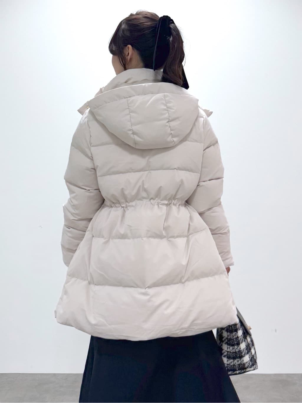 kozuさんの「index｜ラメガーター編みボートネックニット【洗濯機OK】《8col／XS～LL》」を使ったコーディネート
