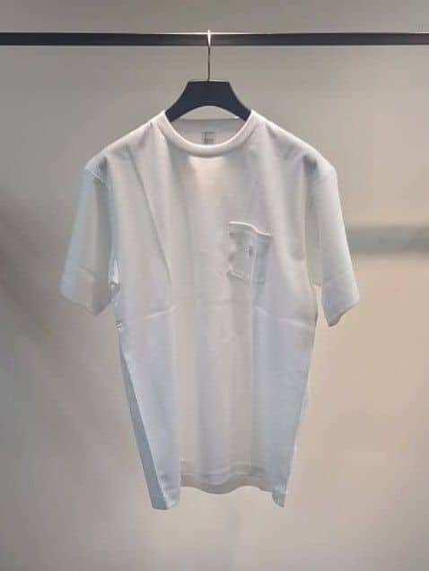 あまえびさんの「TAKEO KIKUCHI｜【COOL CITY WEAR】ワンポイント刺しゅう ポケットTシャツ /接触冷感」を使ったコーディネート