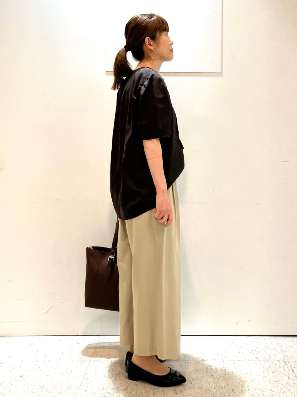 kozuさんの「Reflect｜【すっきり見え！長め丈】ピンタックデザインチュニックブラウス」を使ったコーディネート
