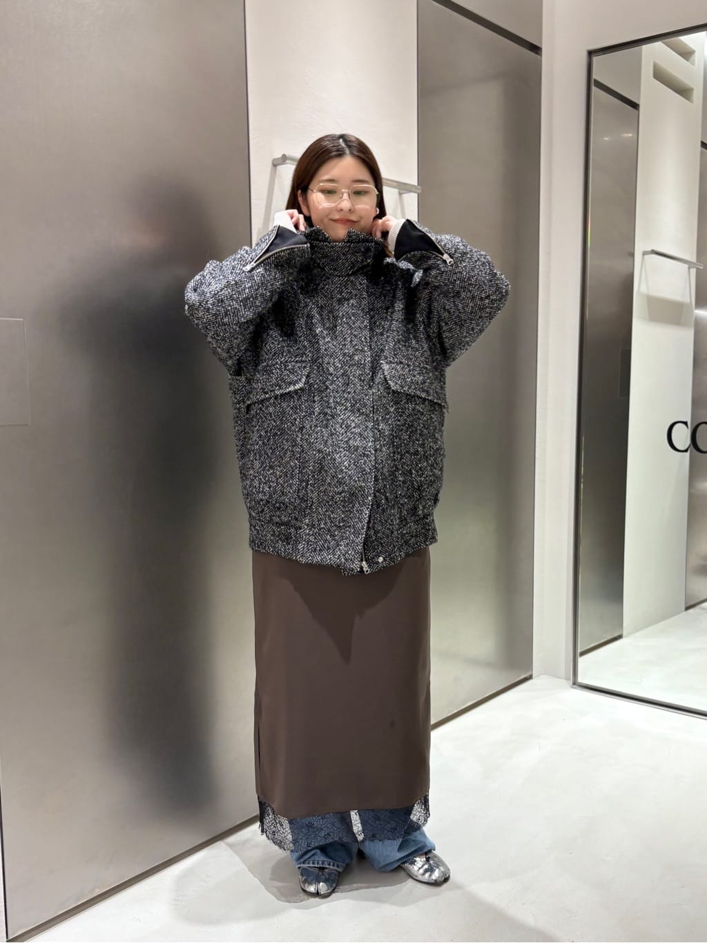 iwamiさんの「CODE A｜zip form cardigan」を使ったコーディネート
