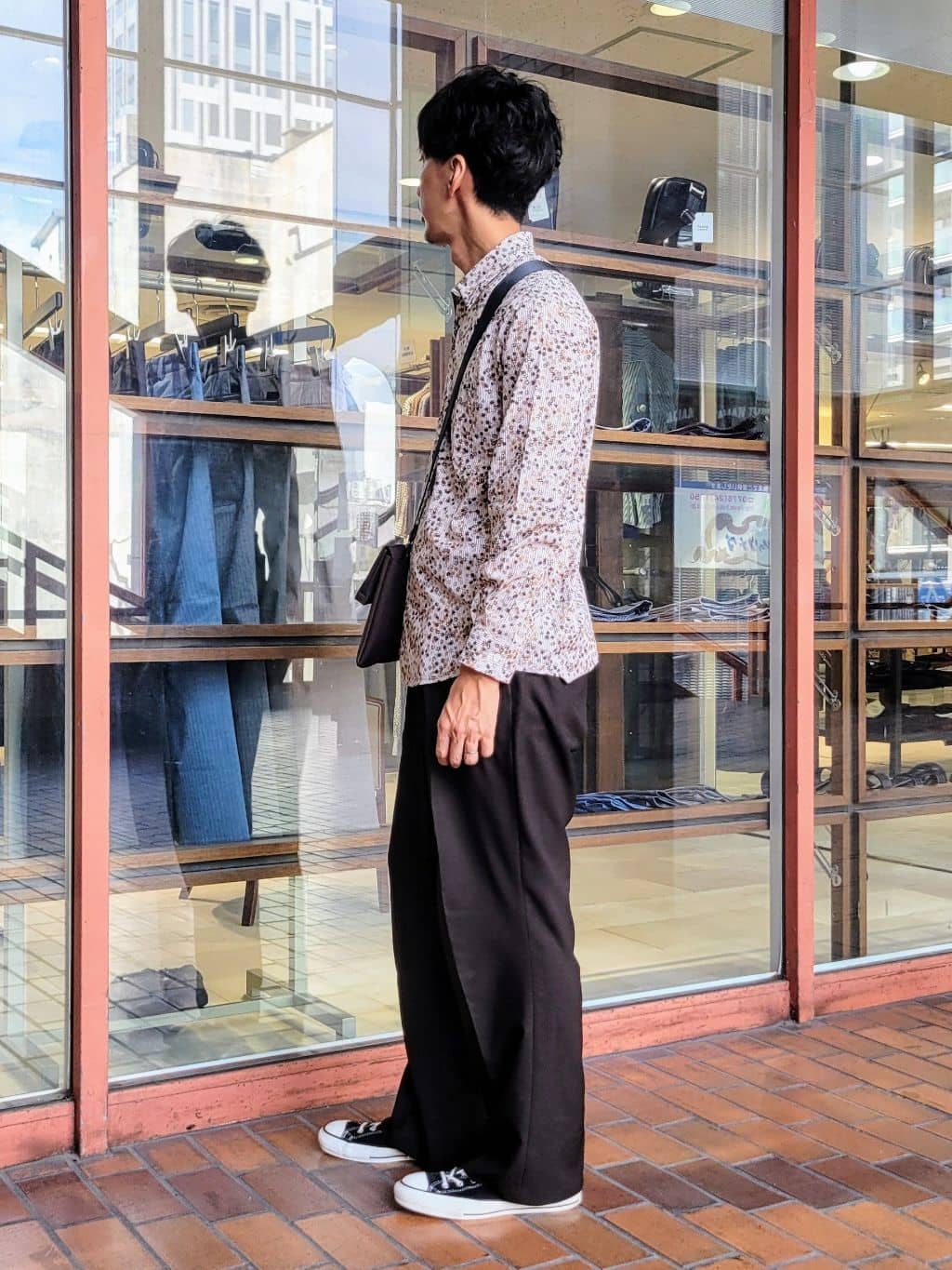 piroyaさんの「TAKEO KIKUCHI｜ストライプ小花 長袖シャツ」を使ったコーディネート