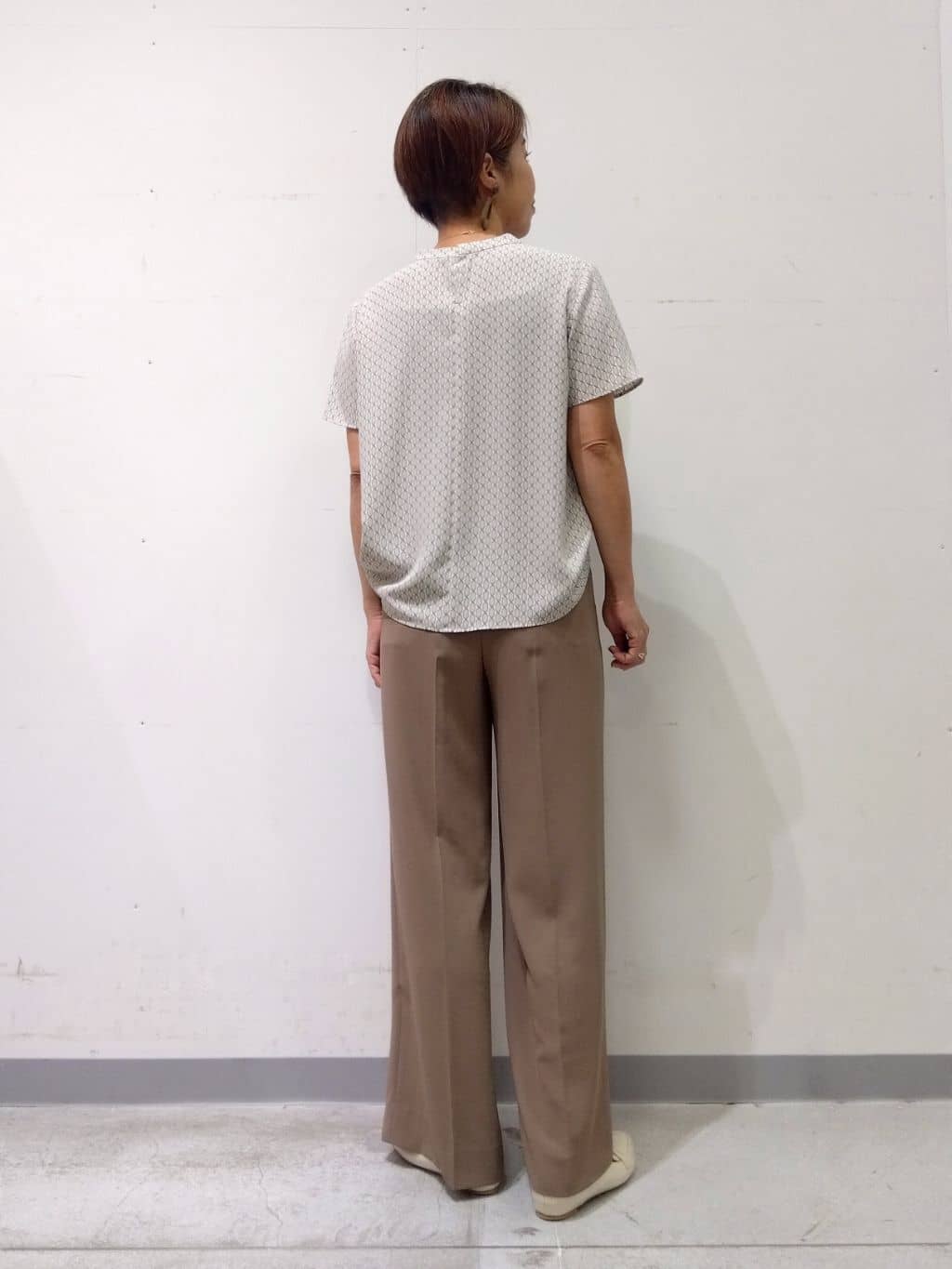 Kさんの「INDIVI｜【UVケア】モノグラム ボウタイデザインブラウス」を使ったコーディネート