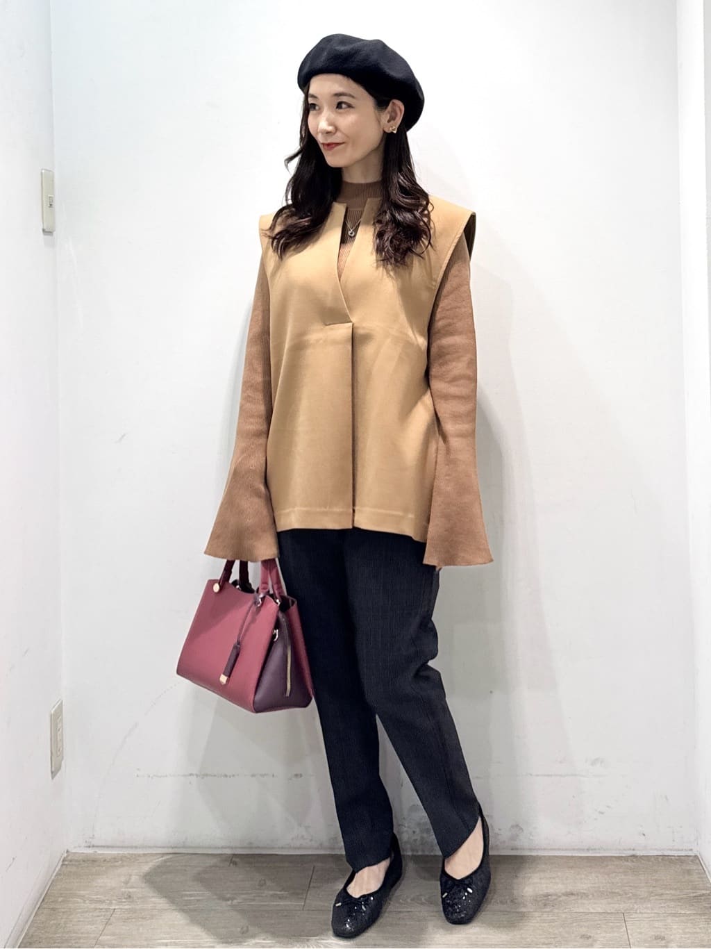 yuicciさんの「OPAQUE.CLIP｜《SS-LLサイズ》ハイストレッチイージースティックパンツ【洗濯機洗い可】」を使ったコーディネート