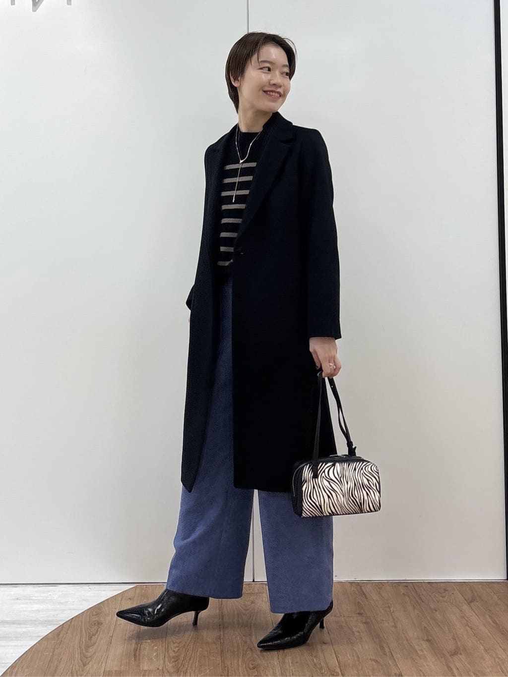 kanaeさんの「INDIVI｜【冬ニット人気NO．1！／カシミヤ混】ミドルゲージハイネックニット」を使ったコーディネート