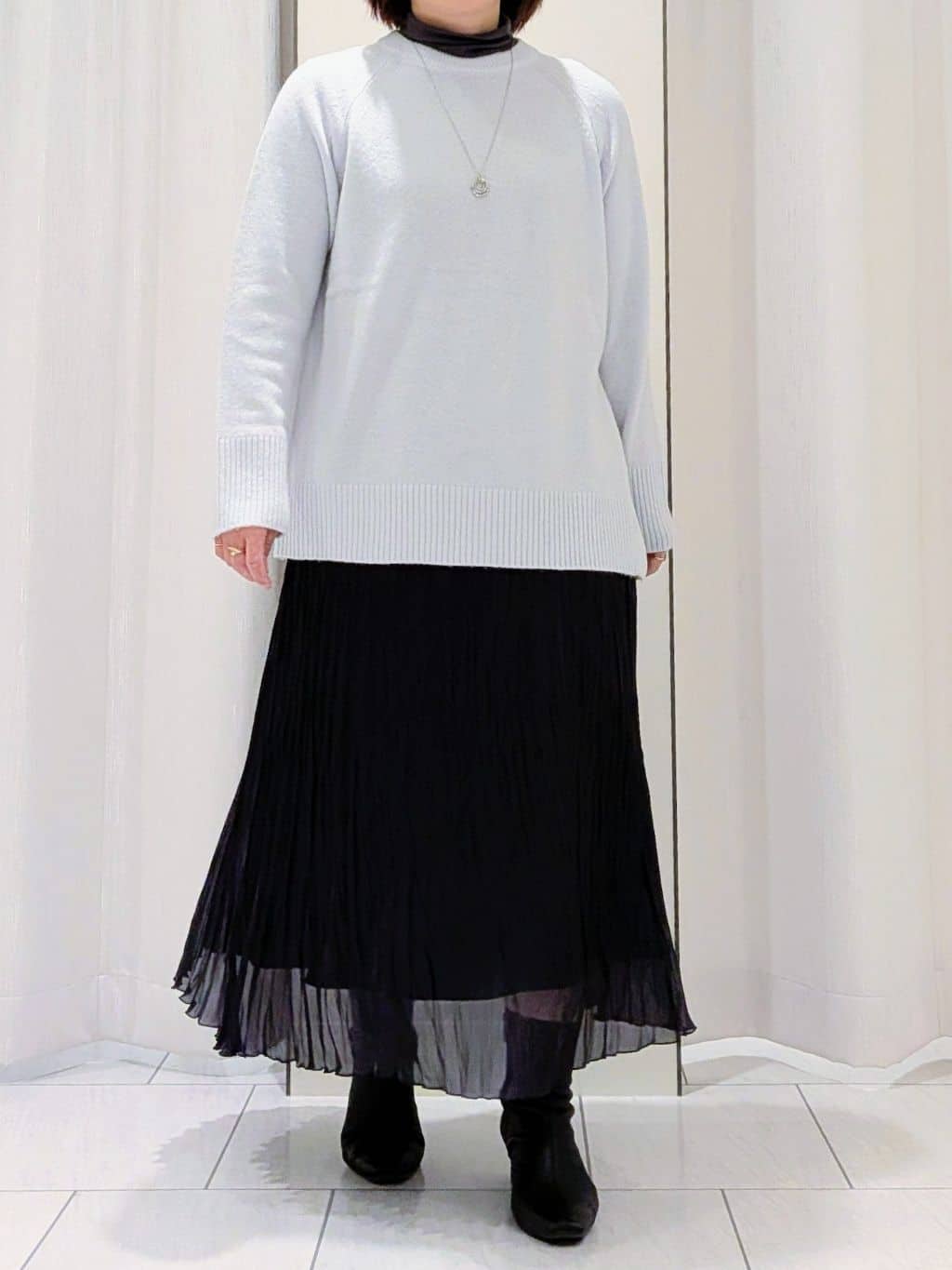 Onumaさんの「UNTITLED｜【重ね着もおすすめ/洗える】ウールカシミヤ クルーネックニット」を使ったコーディネート