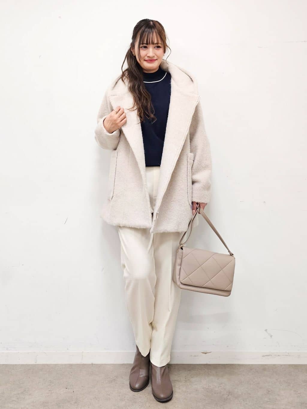 ゆゆさんの「SHOO･LA･RUE｜【洗濯機可/S-LL】美脚見え あったか裏起毛 テーパードパンツ」を使ったコーディネート