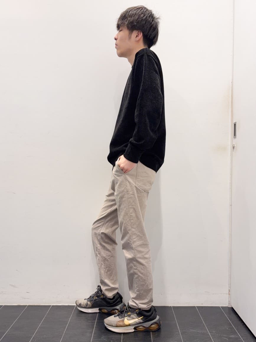 ちびちゃんさんの「THE SHOP TK｜【触れるたびに心地良い】ライトモールニット　洗濯機OK/ユニセックスでおすすめ！」を使ったコーディネート