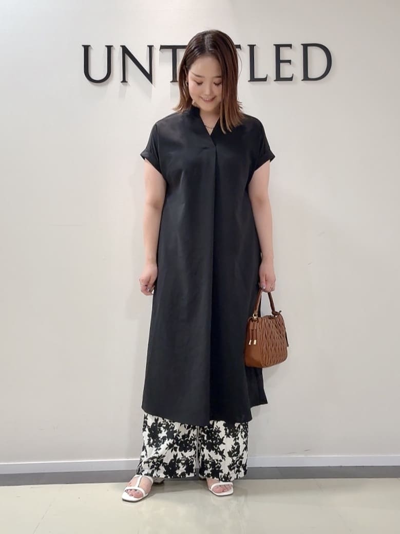 YUIさんの「UNTITLED｜【UV/はっ水】リラククールワンピース」を使ったコーディネート
