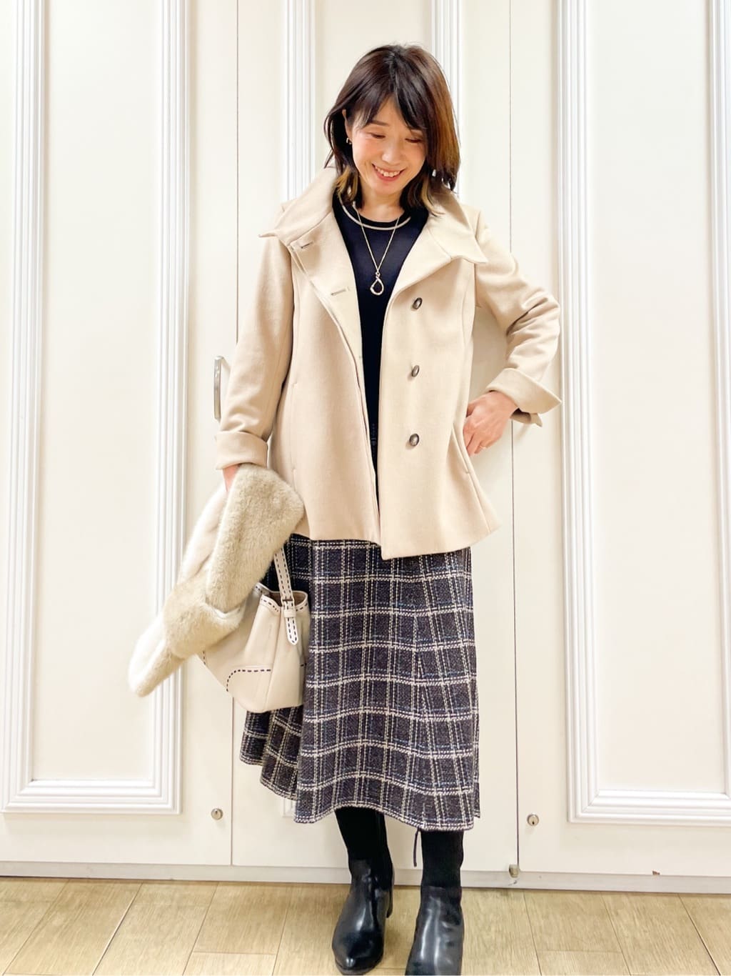 めいさんの「Reflect｜【SS-4Lサイズ／衿が顔に当たらない◎】スタンドネックミドルコート」を使ったコーディネート