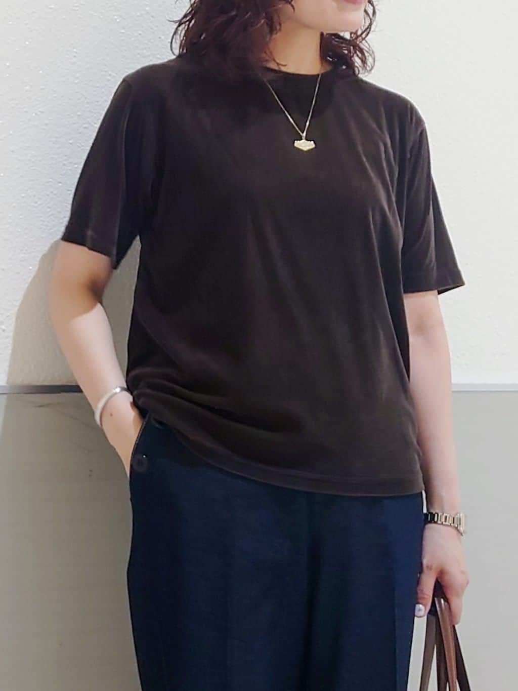 maruさんの「THE SHOP TK｜シアーベロアカットソー【洗える】」を使ったコーディネート