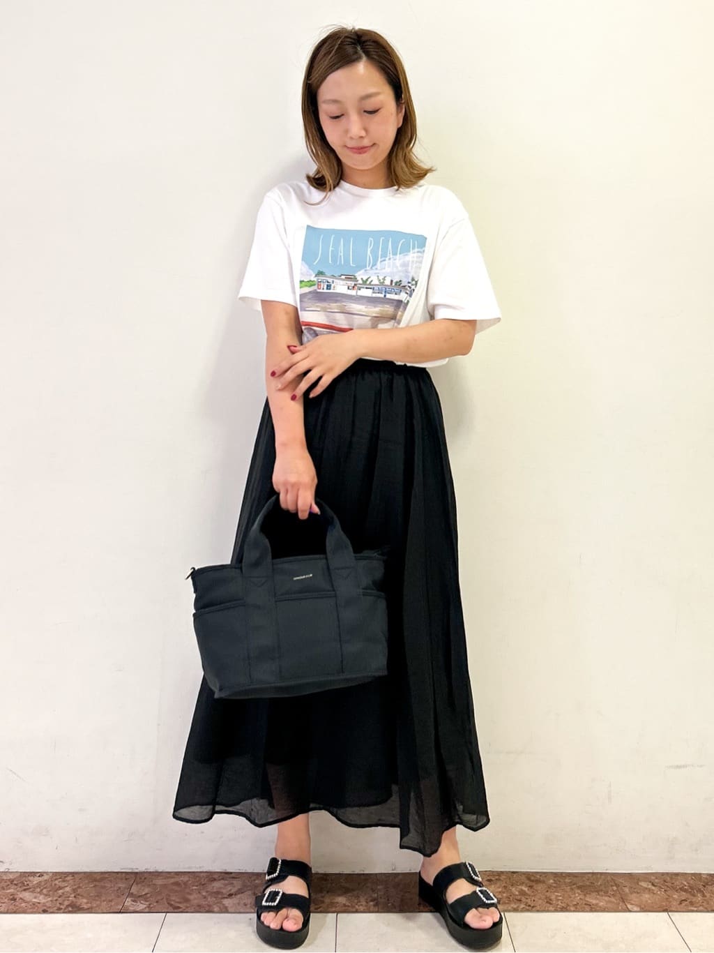 madokaさんの「OPAQUE.CLIP｜風景イラストプリントTシャツ」を使ったコーディネート
