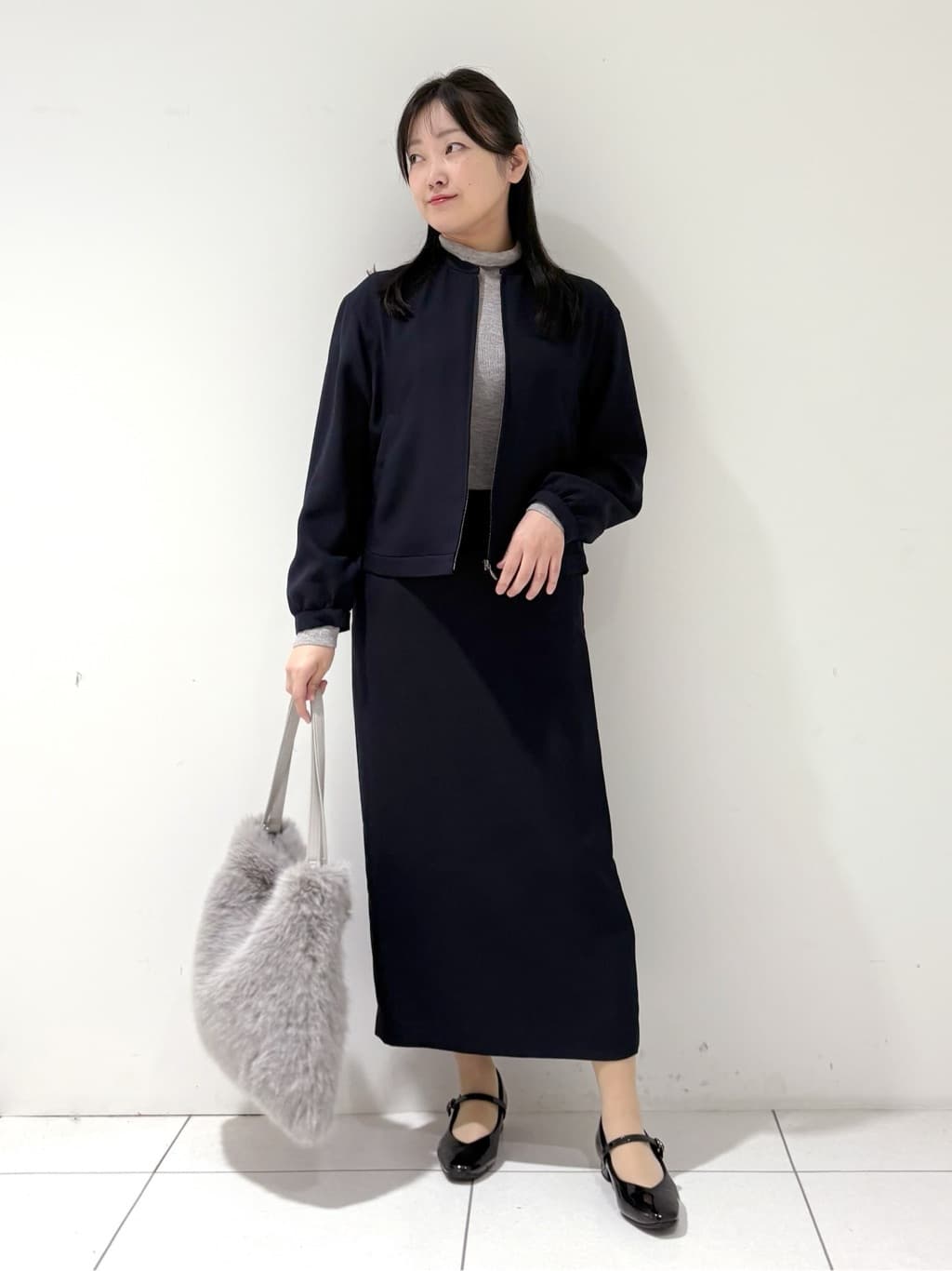 momokoさんの「INDIVI｜【洗える／薄手／ラメ】シアーラメニット」を使ったコーディネート