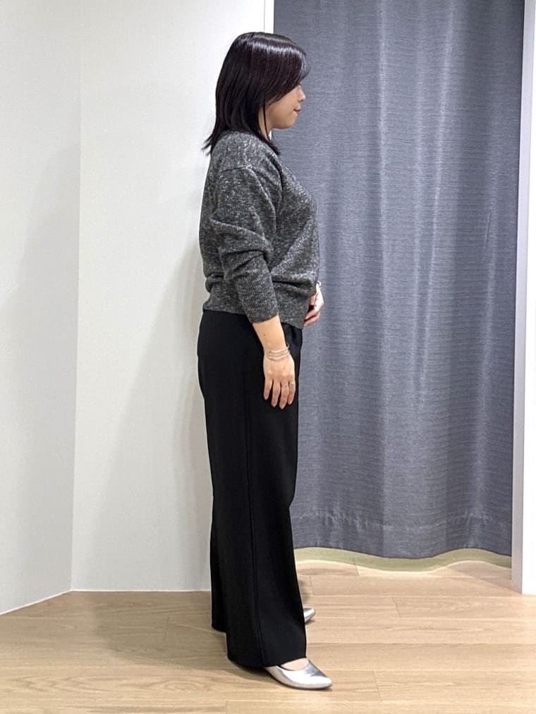 Akiさんの「INDIVI｜Comfy SET UP｜イージーストレートワイドパンツ【セットアップ対応／通勤/カセット服】」を使ったコーディネート