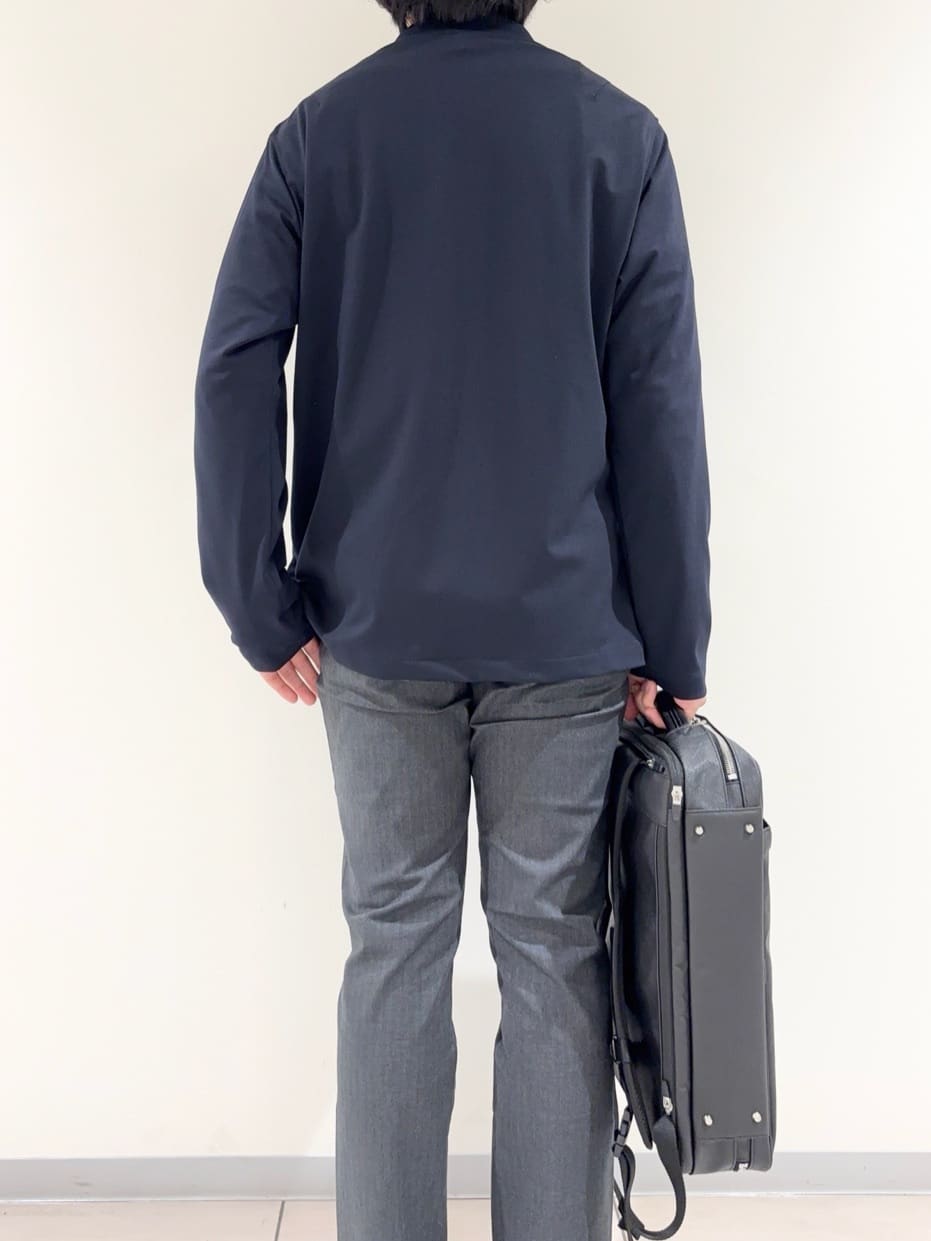及川さんの「TAKEO KIKUCHI｜リラックス カーディガン ジャケット」を使ったコーディネート