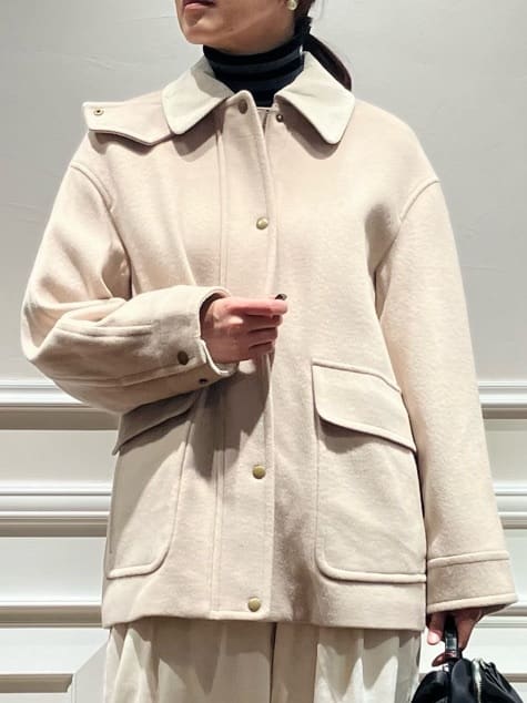 TSUKUIさんの「DRESSTERIOR｜ソフト別珍イージーパンツ」を使ったコーディネート