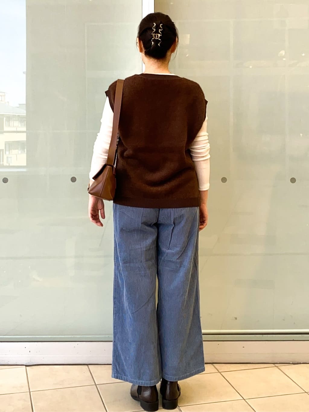 Jeanさんの「OPAQUE.CLIP｜フェザーヤーンニットベスト【洗濯機OK／抗ピル】」を使ったコーディネート