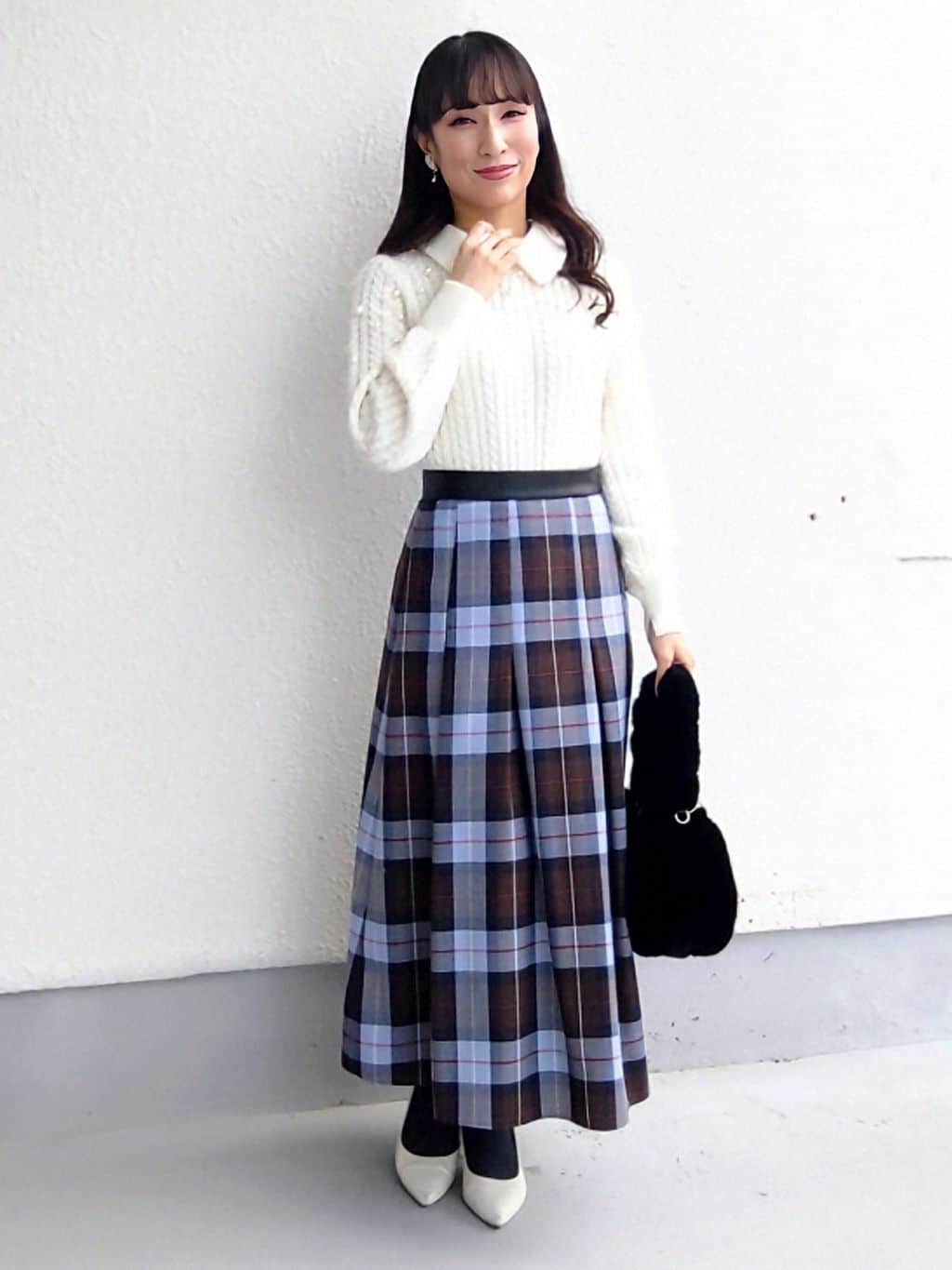 keinaさんの「SunaUna｜【COLLECTION LINE】衿付きパール調ニット」を使ったコーディネート