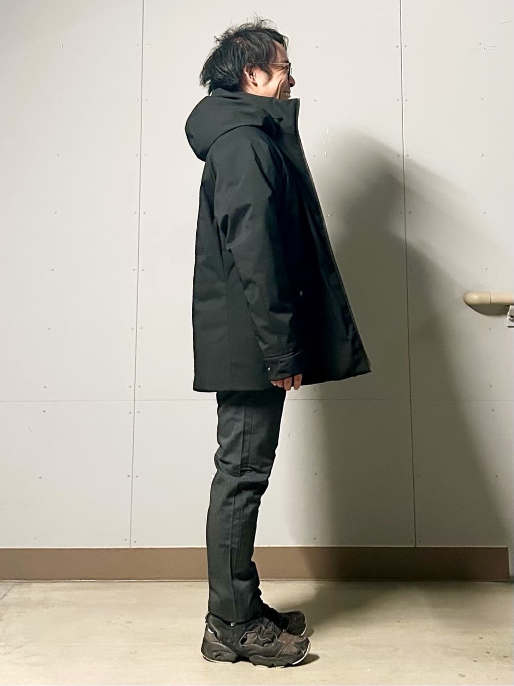 KENJI Iさんの「THE SHOP TK｜【軽くて、暖かい】SORONA／ソロナ 中綿ブルゾン 防風/軽量/洗濯機OK/フード脱着可」を使ったコーディネート