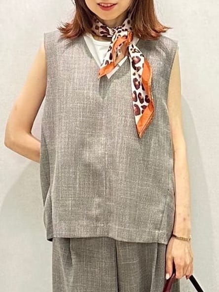 Miwaさんの「UNTITLED｜【接触冷感／コットン100／洗える／丸首】ノースリーブ天竺プルオーバー」を使ったコーディネート