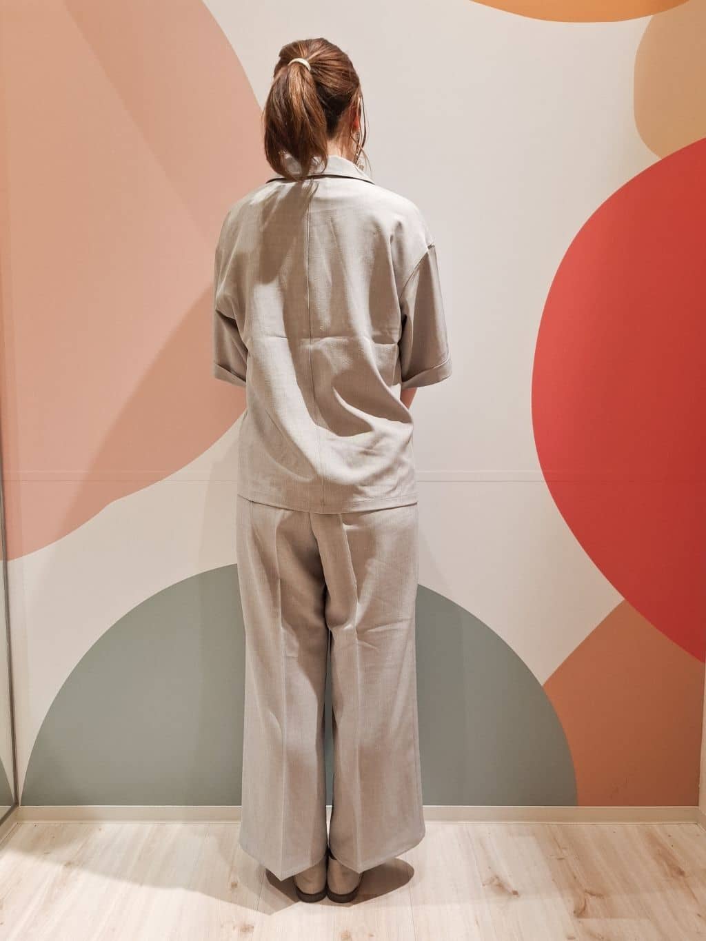 次女さんの「SHOO･LA･RUE｜【S-LL/ひんやり/UV】選べる6柄でそれぞれ欲しくなる プリントTシャツ」を使ったコーディネート