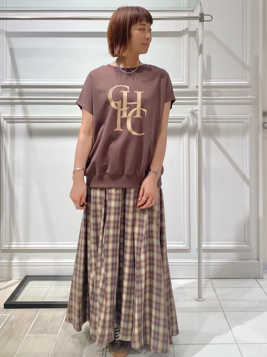 AKKOさんの「UNTITLED｜【CHIGNON】別注 ミニ裏毛フレンチスリーブプルオーバー」を使ったコーディネート