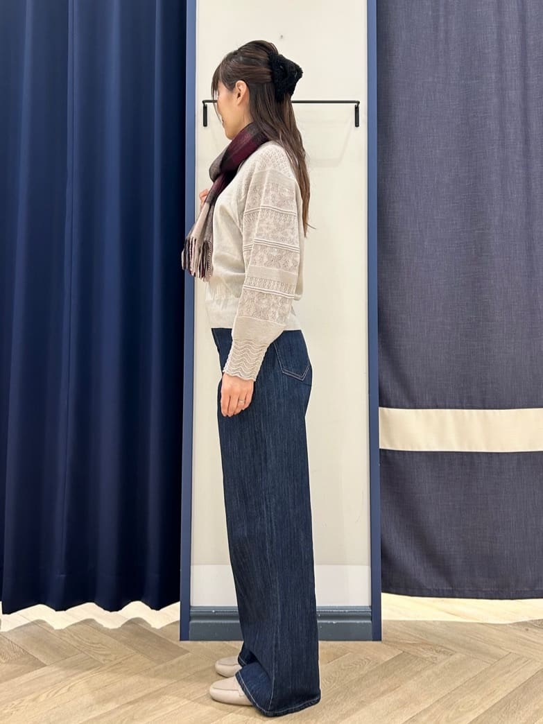 Orikaさんの「grove｜【最終お値下げ！！】袖レース編みラグランスリーブニット」を使ったコーディネート