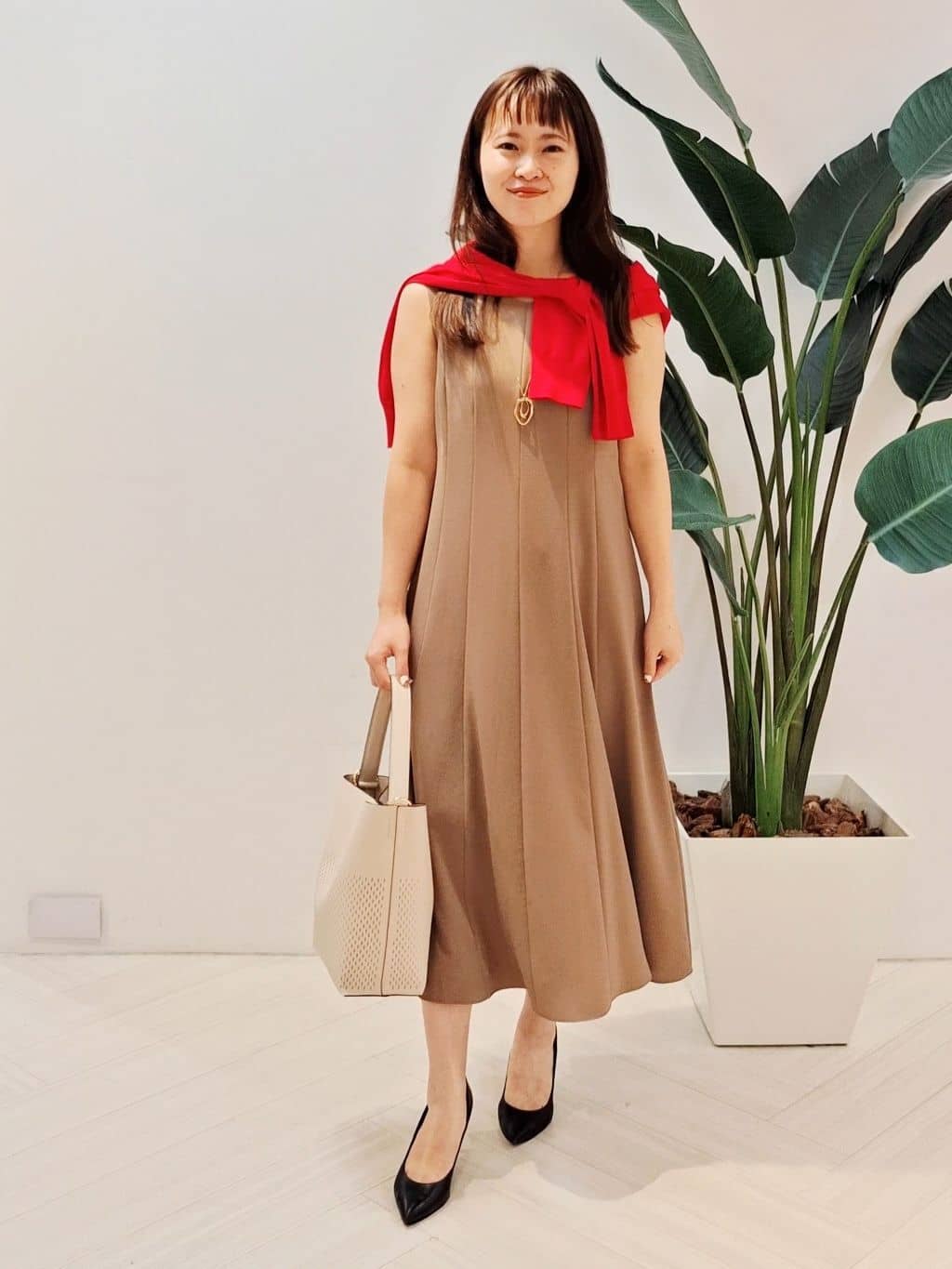 YuKaRiさんの「UNTITLED｜【アンサンブル可/薄手】ベーシッククルーネックカーディガン」を使ったコーディネート