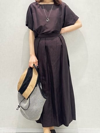 Miwaさんの「UNTITLED｜フープトップネックレス」を使ったコーディネート