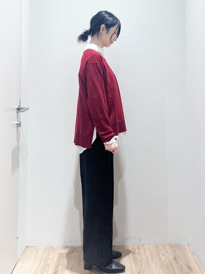 momokoさんの「OPAQUE.CLIP｜ボートネックニット／エクストラファインメリノウール【THEシリーズ／洗濯機OK】」を使ったコーディネート